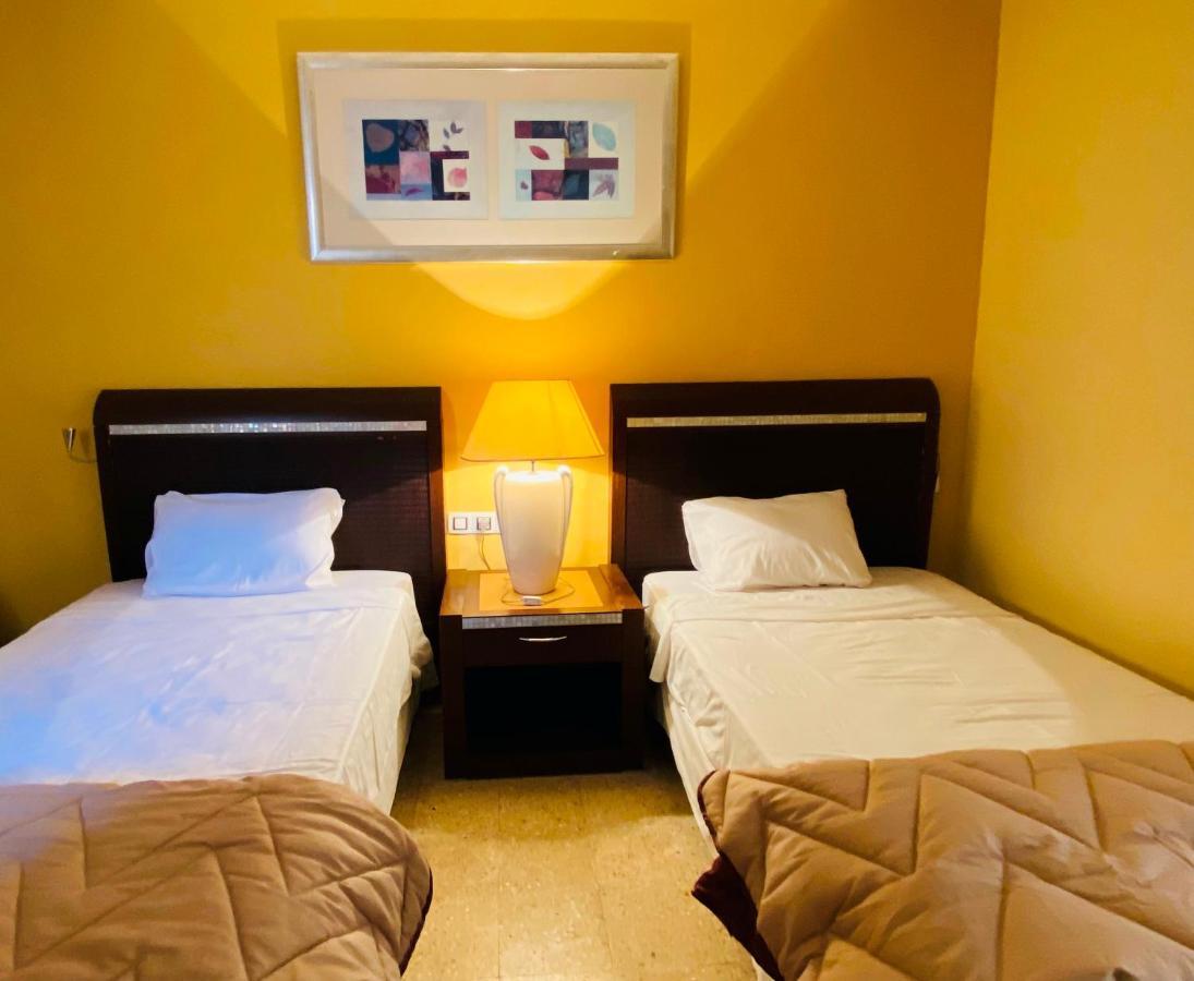 Hotel Antar Бешар Екстер'єр фото