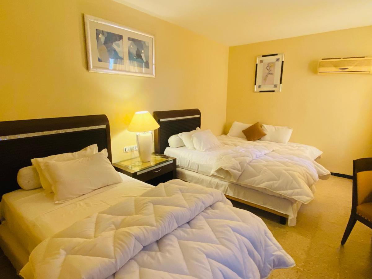 Hotel Antar Бешар Екстер'єр фото